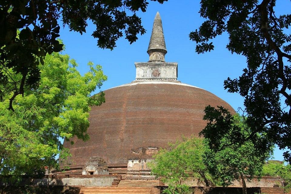 Polonnaruwa - Rankoth Wehera